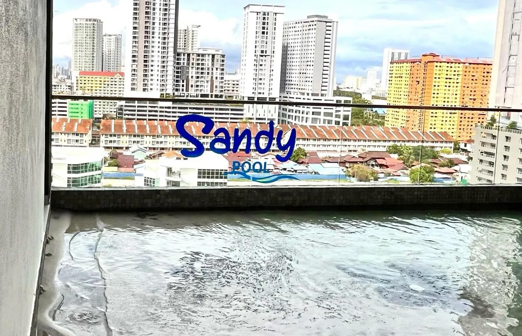 Georgetown Seaview & Cityview Childroom Infinity Pool With Carpark Jelutong